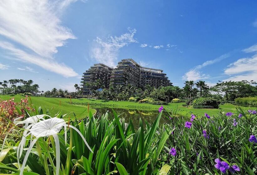 منتجع Forest City Golf