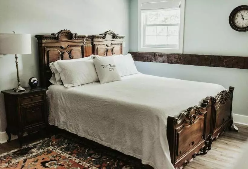 Retkeilymaja The Bond 1835