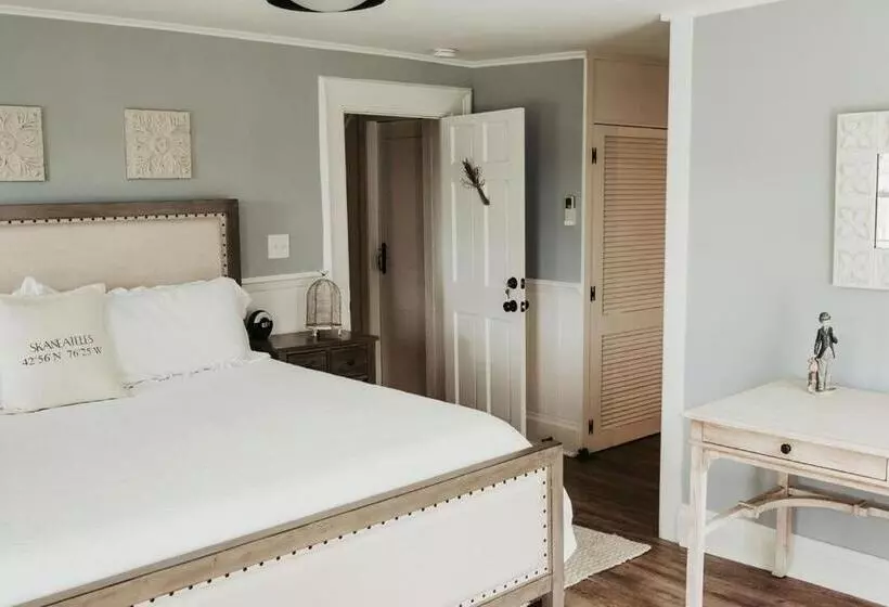 Retkeilymaja The Bond 1835