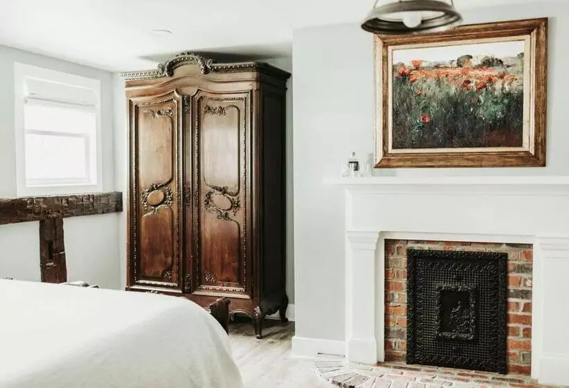 Retkeilymaja The Bond 1835