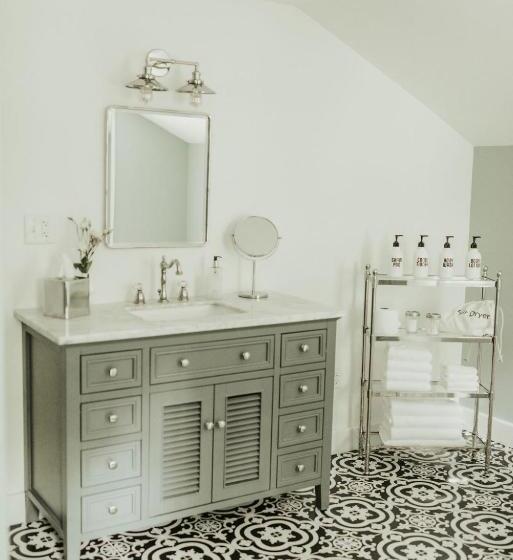 הוסטל The Bond 1835