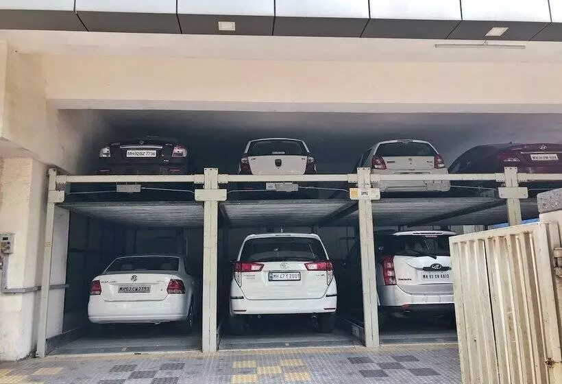 پانسیون Astropods Airport, Mumbai