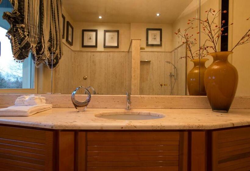 B&b Villa Dei Calchi Suite Room Di Charme