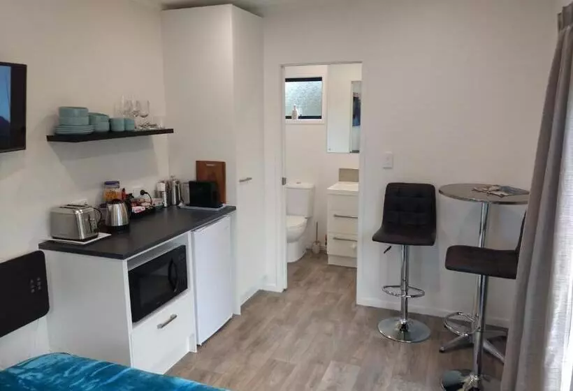 Bed and Breakfast Two Rivers Ohakune