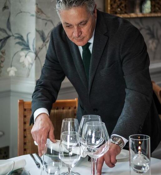 Отель Fischers Baslow Hall Chatsworth