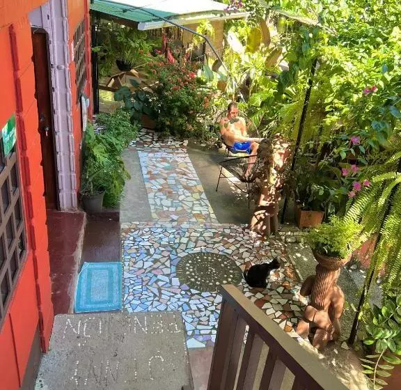 Majatalo Pura Vida Hostel