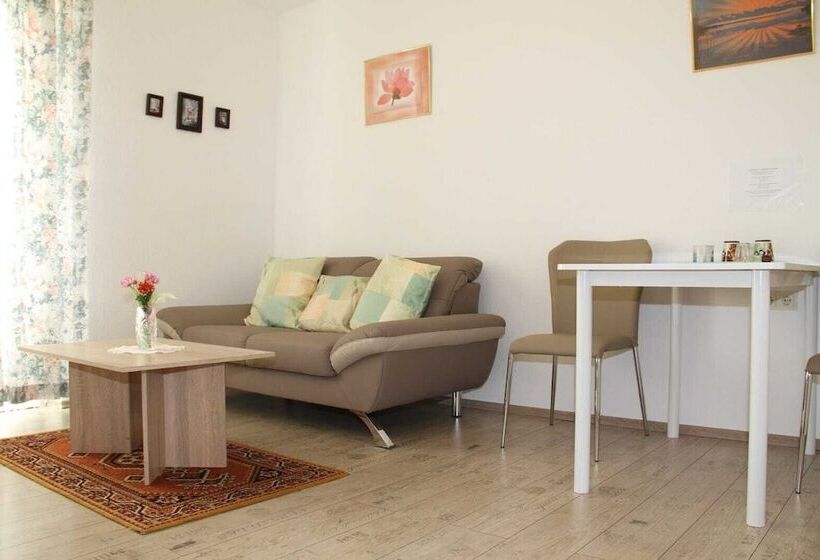 פנסיון Humboldt