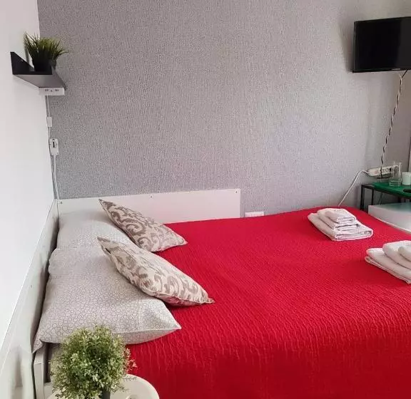تختخواب و صبحانه Apartment In Salerno Parco