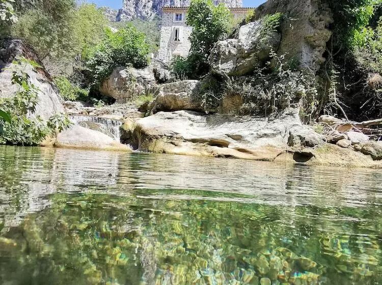 Aamiaismajoitus (B&B) Le Moulin Camoula