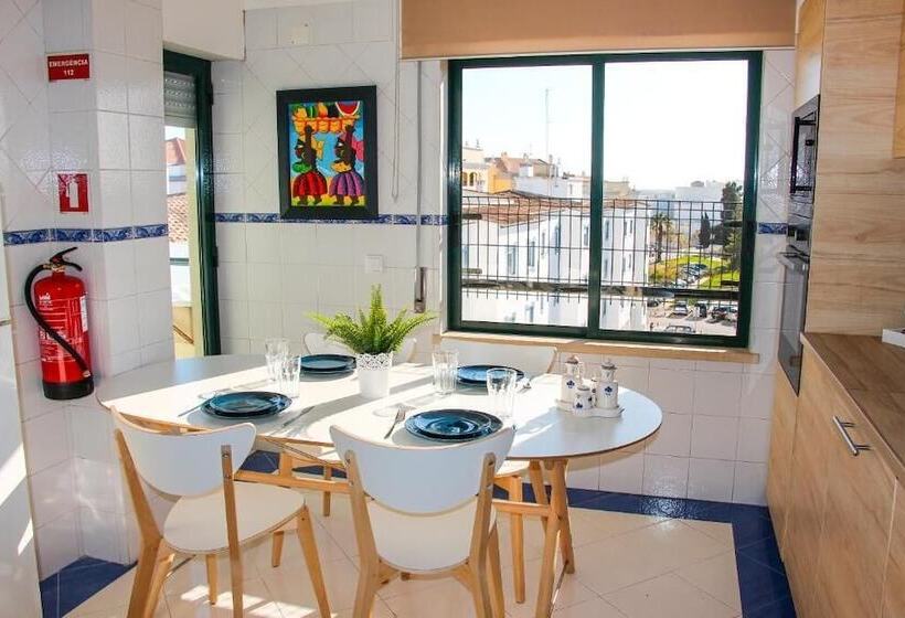 پانسیون Alameda Garden