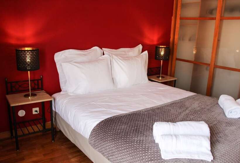 پانسیون Alameda Garden