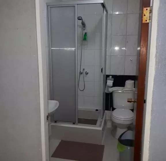 پانسیون Casa Cely