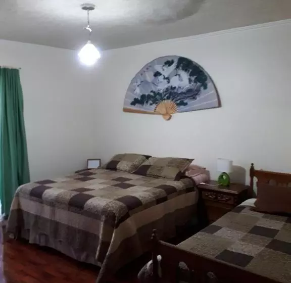 پانسیون Casa Cely