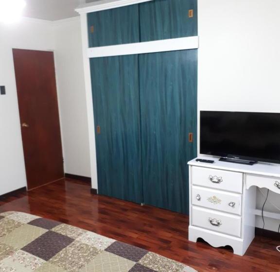 פנסיון Casa Cely