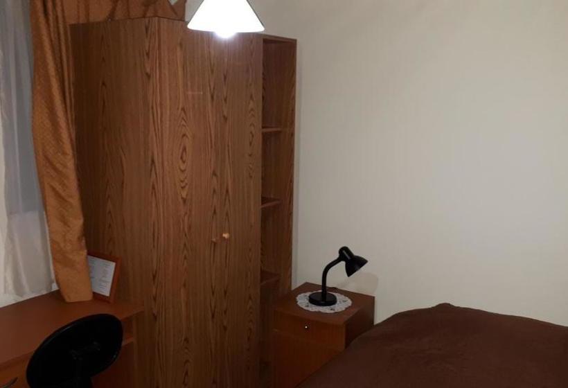 פנסיון Casa Cely