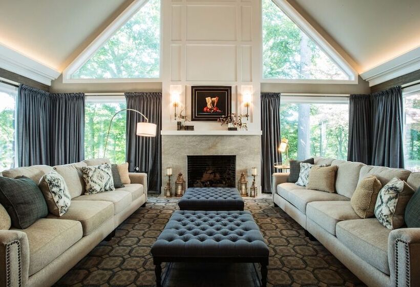 مبيت وإفطار The Morris Estate