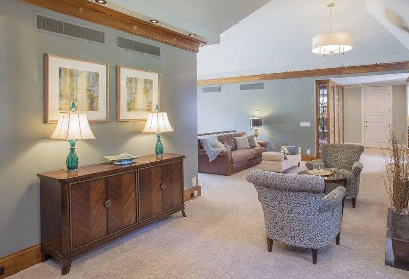 مبيت وإفطار The Morris Estate