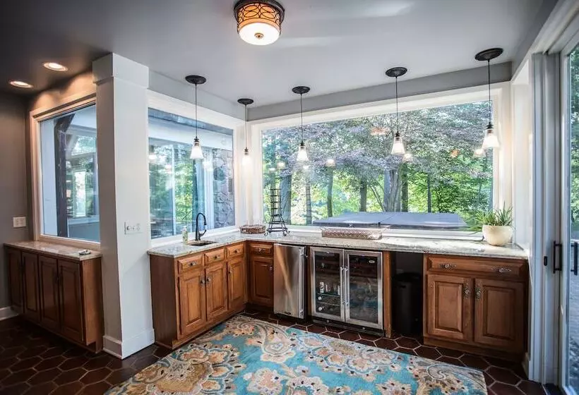 Aamiaismajoitus (B&B) The Morris Estate