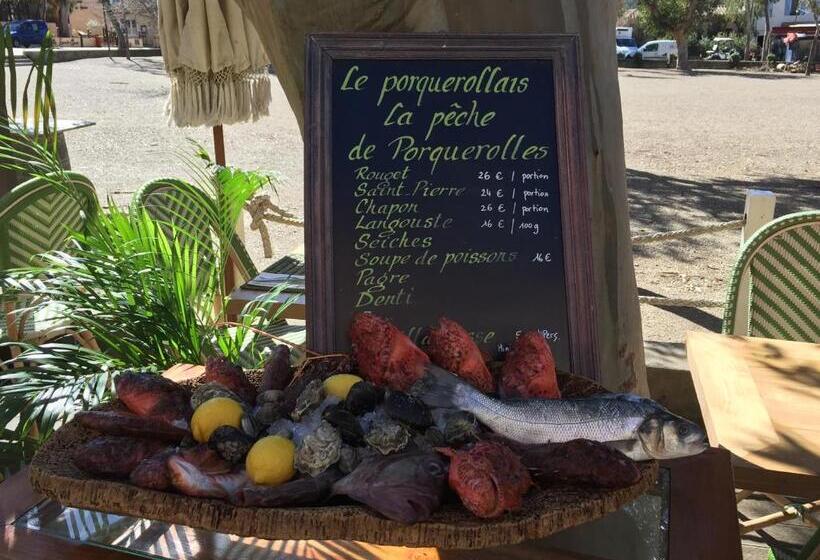 Hotel Hôtel Le Porquerollais