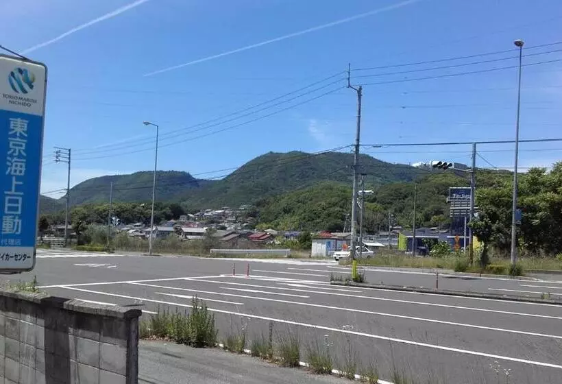 ペンション Kaeru Guest House
