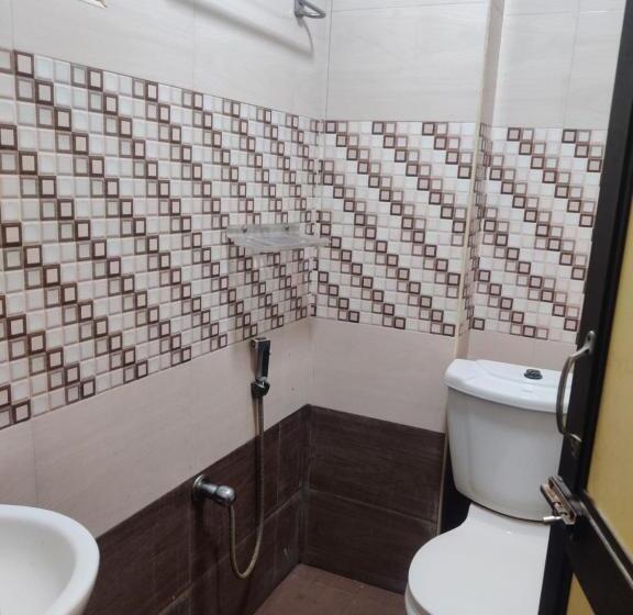 ホテル Sarada Nivas