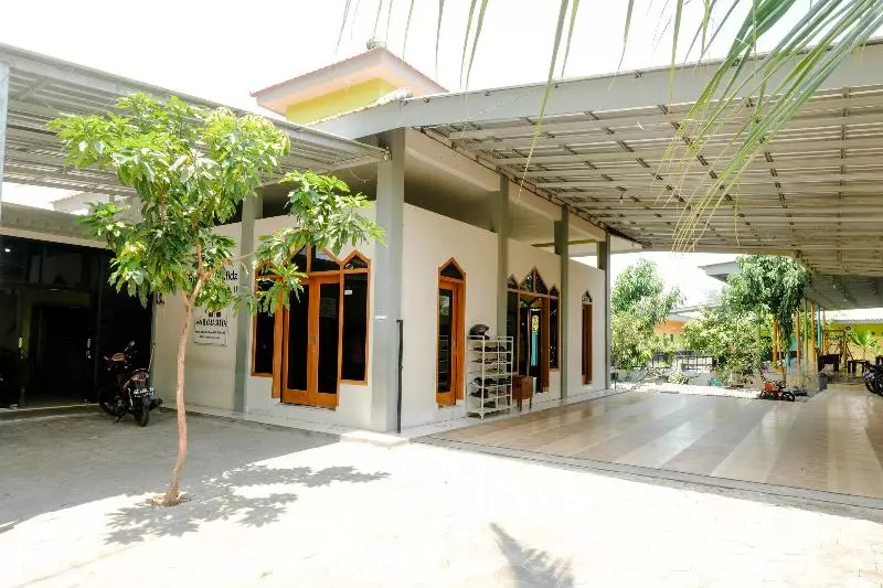 Retkeilymaja Spot On 1773 Ilyasa Family