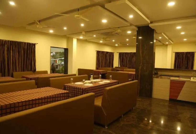 ホテル Samarth Residency