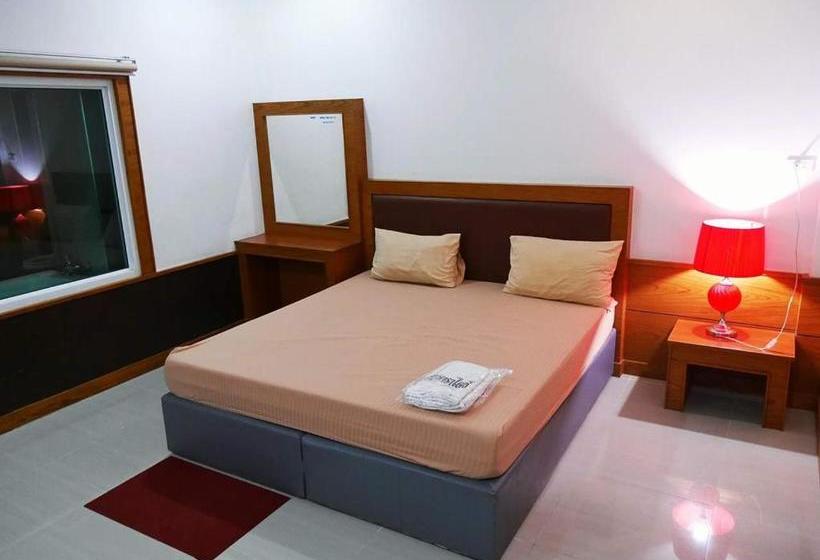 فندق على الطريق Paradise