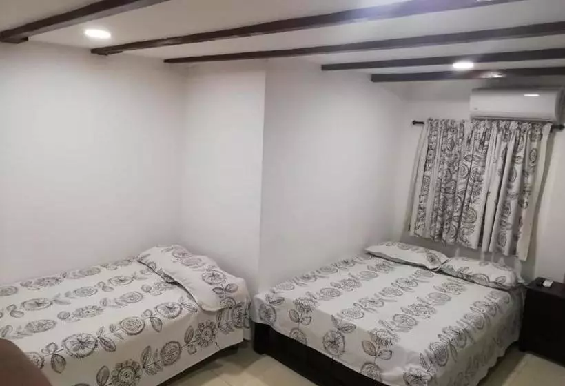 پانسیون El Hostal By Pochet