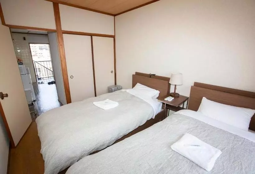 ペンション Lazy House