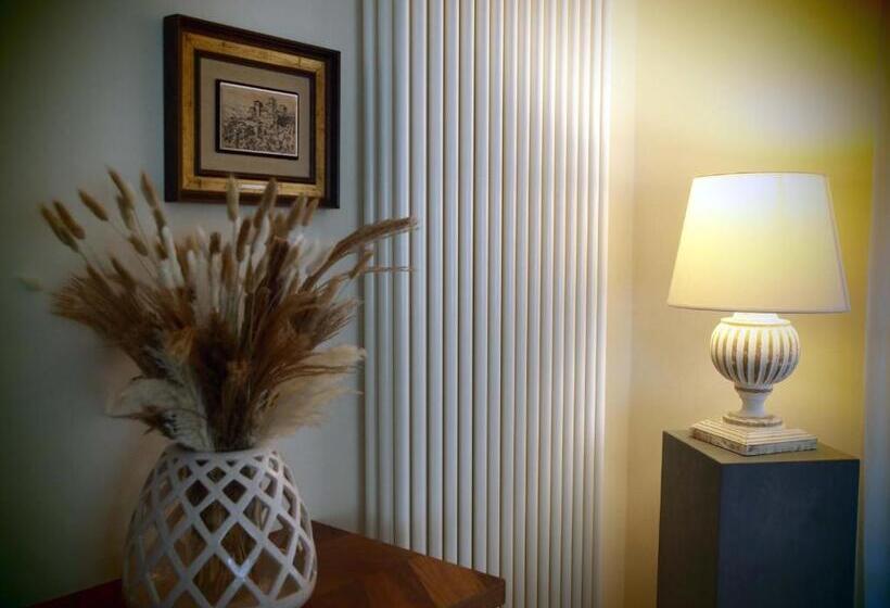 ベッドアンドブレックファースト Room&breakfast Villa Angela