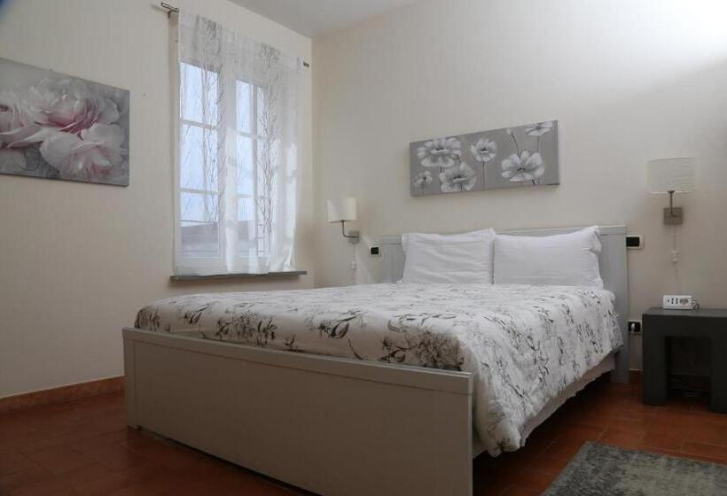 ベッドアンドブレックファースト Room&breakfast Villa Angela