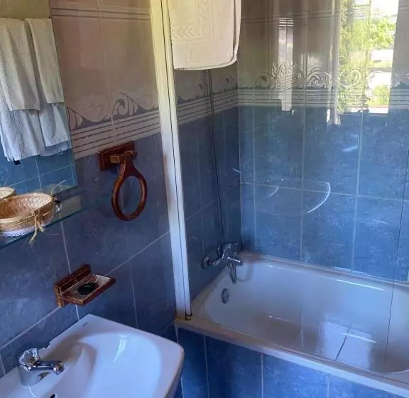 هتل Rural Camino Medulas