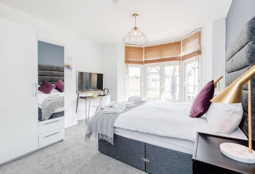 بنسيون Westland House Guest House