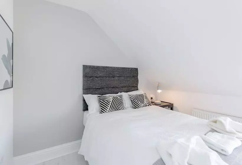 ペンション Westland House Guest House