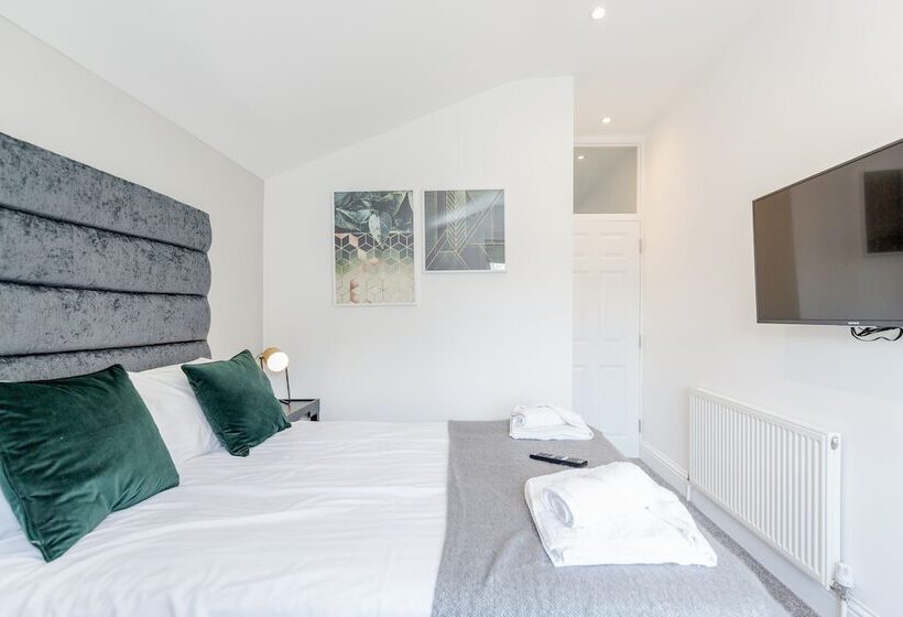 بنسيون Westland House Guest House