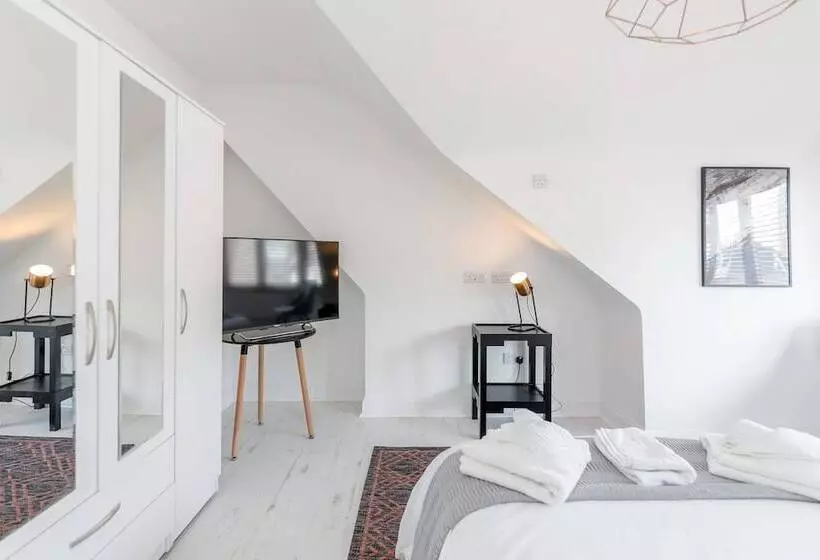 ペンション Westland House Guest House