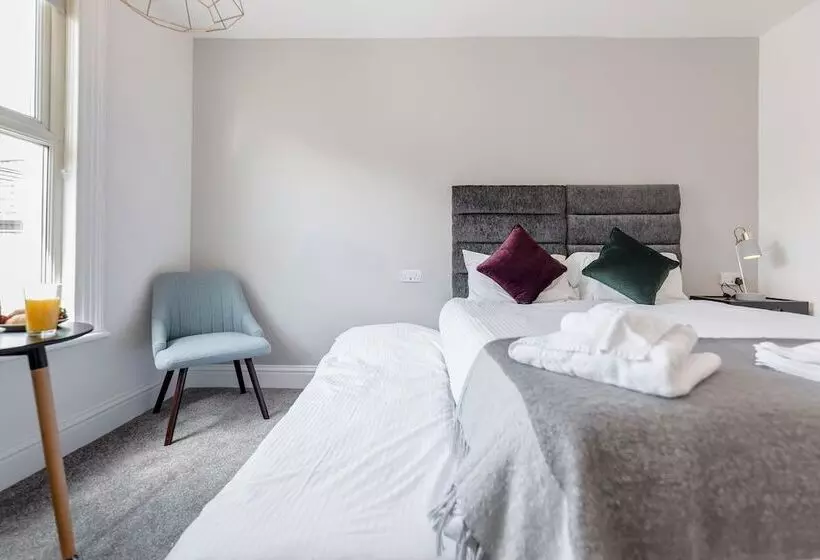 ペンション Westland House Guest House