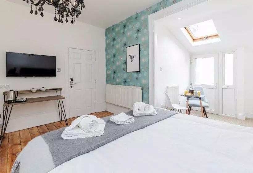 ペンション Westland House Guest House