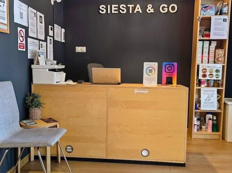 هاستل Hostal Siesta & Go Nuevos Ministerios