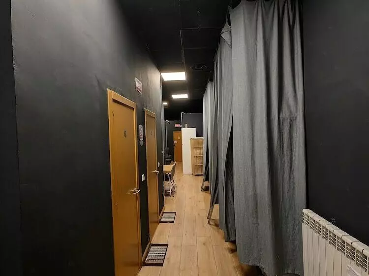 هاستل Hostal Siesta & Go Nuevos Ministerios