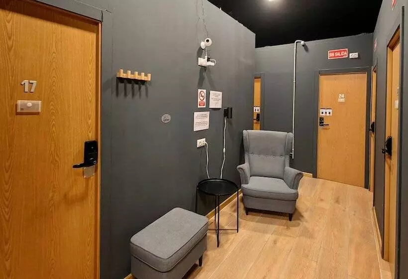 هاستل Hostal Siesta & Go Nuevos Ministerios