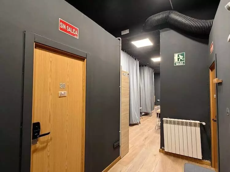 هاستل Hostal Siesta & Go Nuevos Ministerios