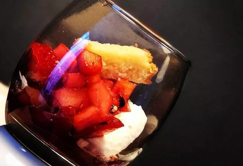 ペンション Almijara Residence