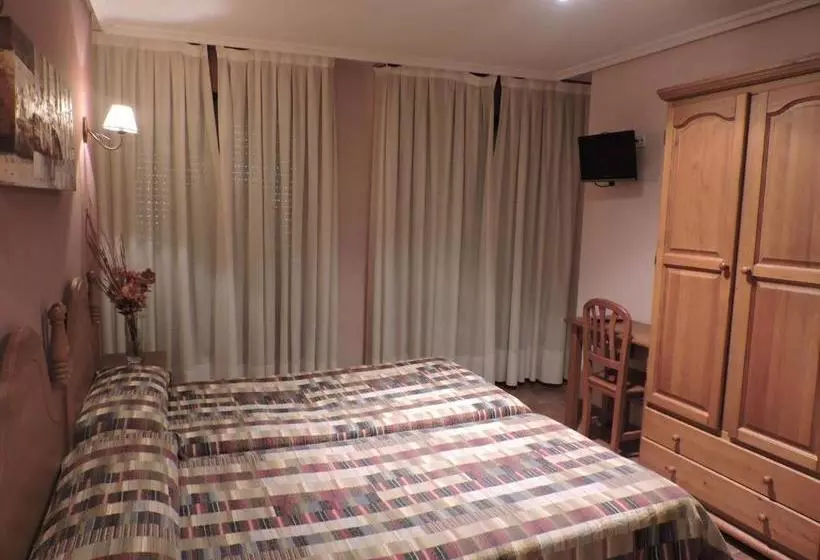 ペンション Hostal Villa De Navarrete