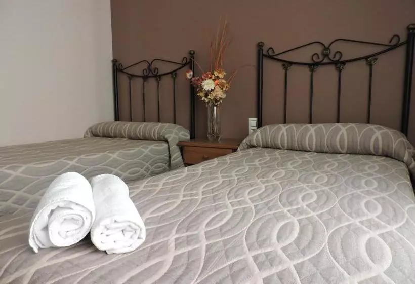 ペンション Hostal Villa De Navarrete