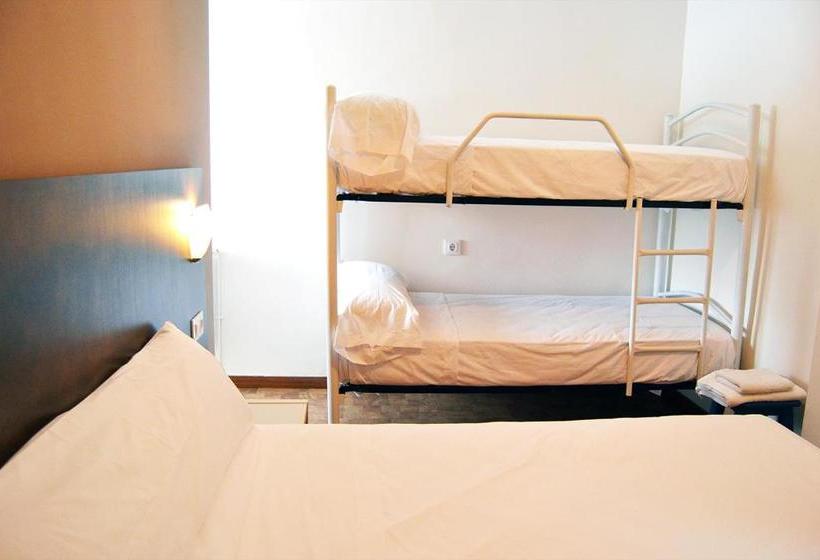 ペンション Hostal Restaurante Los Mellizos