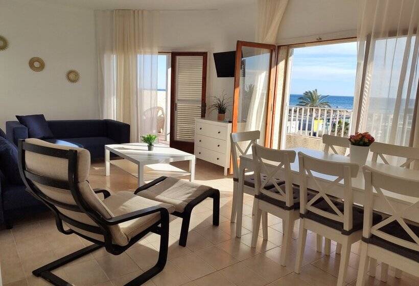 Apartamentos Sol y Mar Segur 3000