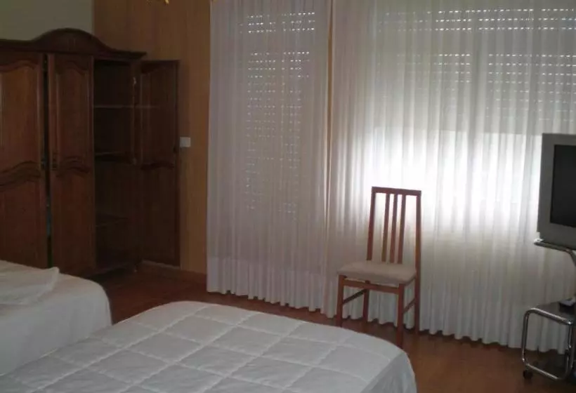 Pension Hostal Catro Ventos