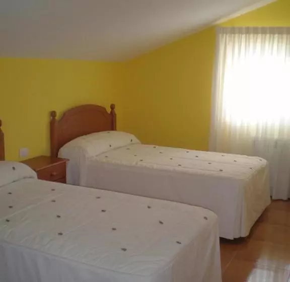 Pension Hostal Catro Ventos